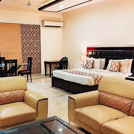When In Gurgaon - Artemis Hospital 1 Min Walk, Fortis & Medanta 4 Mins Drive Exterior photo