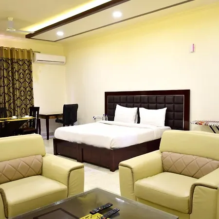 When In Gurgaon - Artemis Hospital 1 Min Walk, Fortis & Medanta 4 Mins Drive Exterior photo