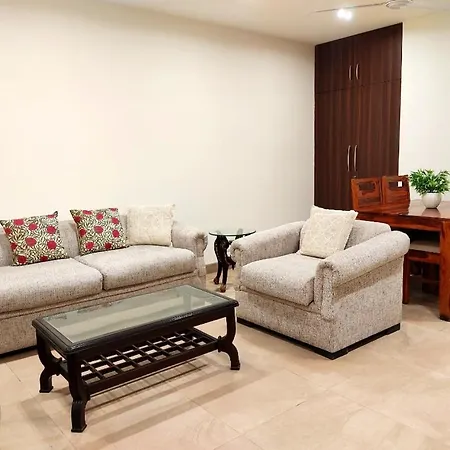 When In Gurgaon - Artemis Hospital 1 Min Walk, Fortis & Medanta 4 Mins Drive Exterior photo