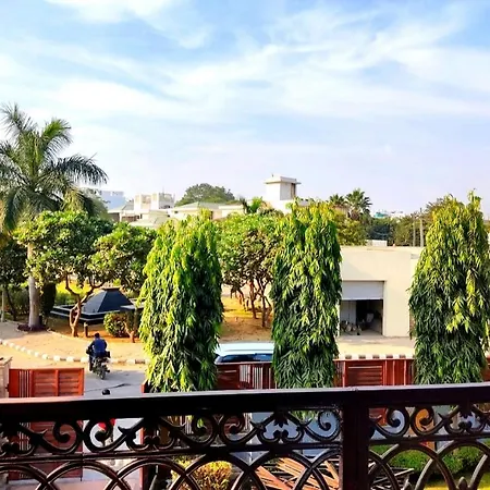 When In Gurgaon - Artemis Hospital 1 Min Walk, Fortis & Medanta 4 Mins Drive Exterior photo