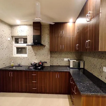 When In Gurgaon - Artemis Hospital 1 Min Walk, Fortis & Medanta 4 Mins Drive Exterior photo